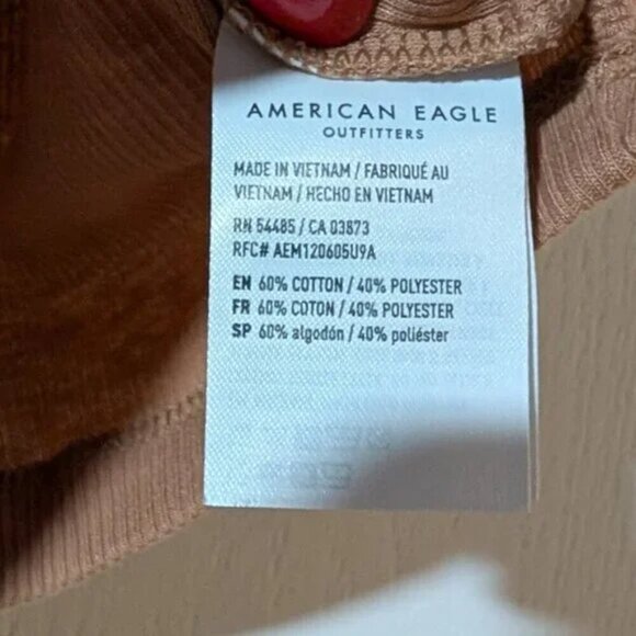 NEW AE | Ribbed Cinch-Front Flutter Sleeve Tee - Picture 6 of 8